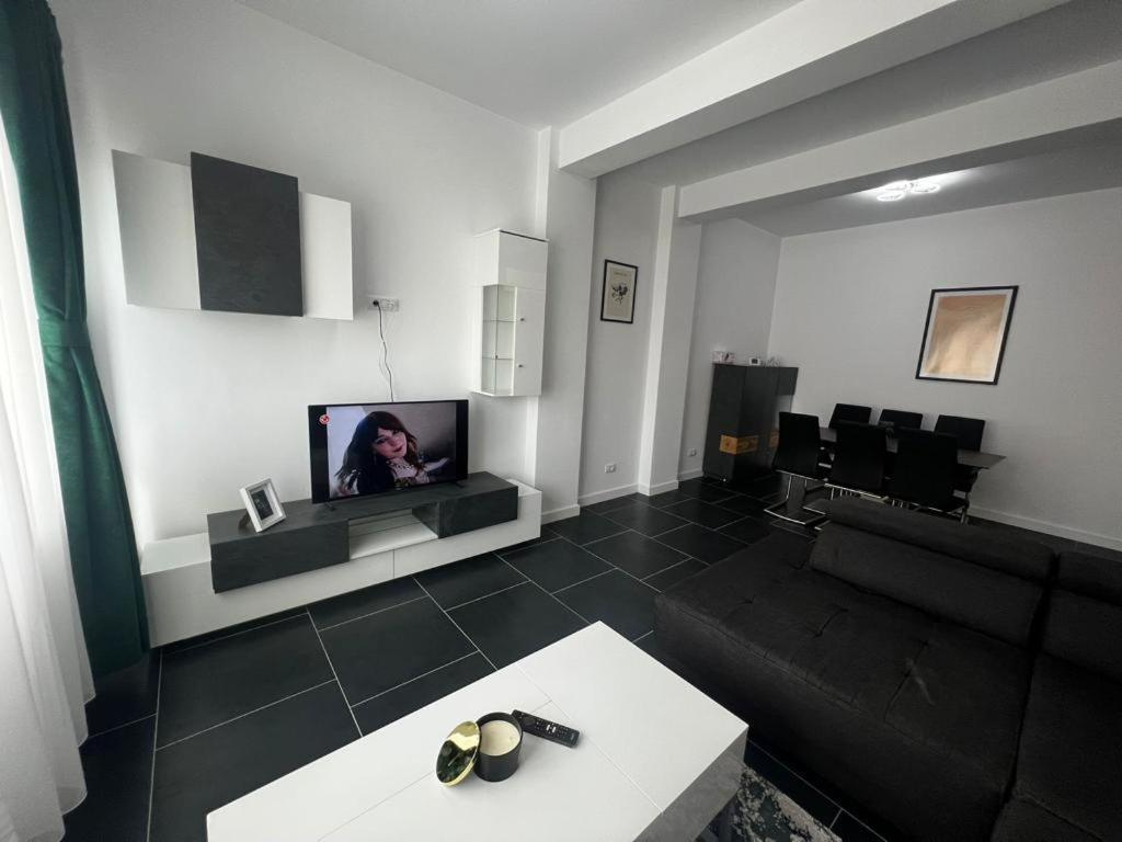 Luxury Cozy Apartments 수체아바 외부 사진