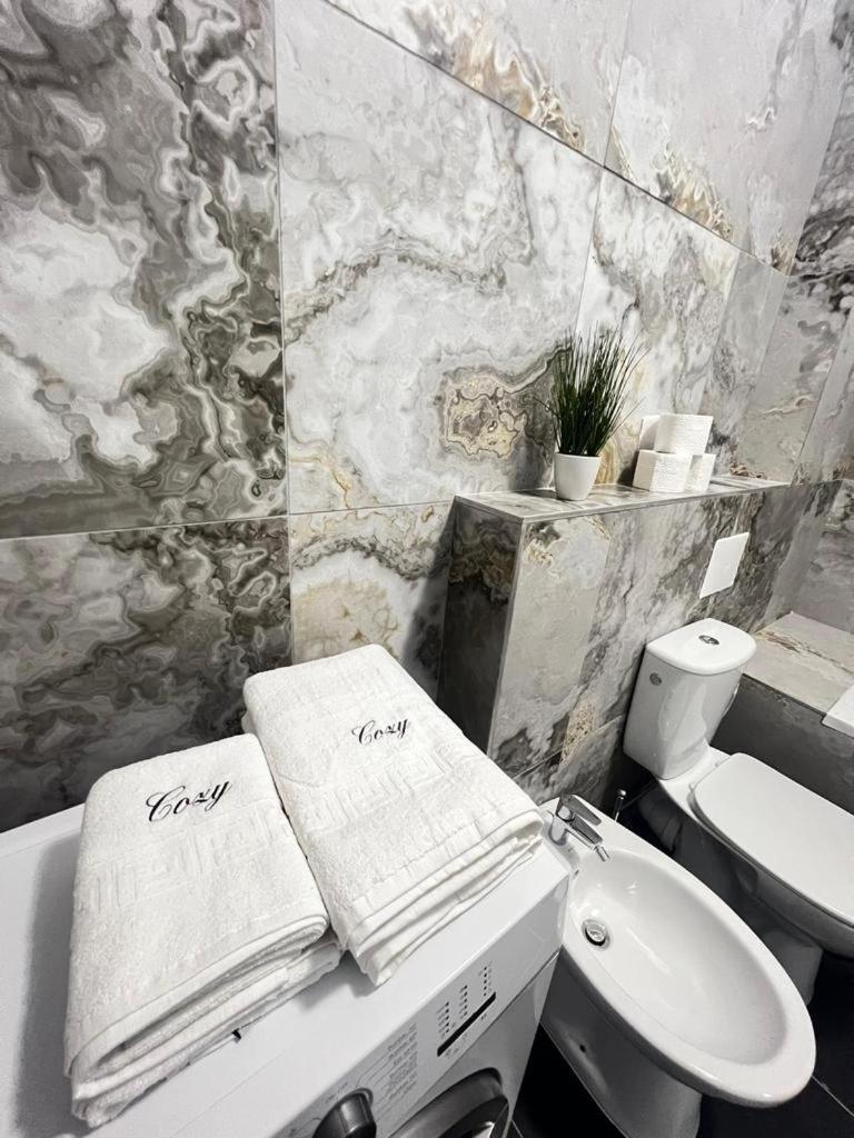 Luxury Cozy Apartments 수체아바 외부 사진